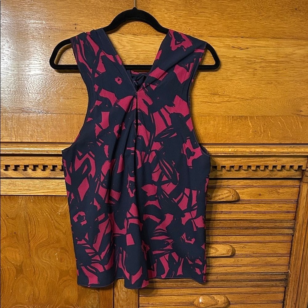Banana Republic Eclectic Navy Magenta Abstract Floral Tie Back‎ Halter Top Bold